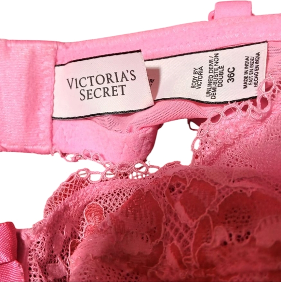 Victoria's Secret Pink Lace Demi Bra - Picture 3 of 4